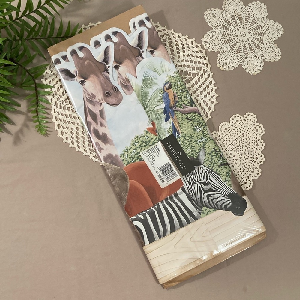 Zoo Animals Wall Border With Giraffes Elephants Zebras Parrots